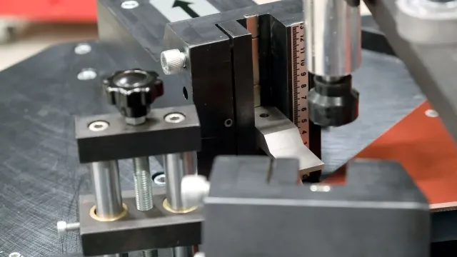ROCA AP-2 – Mașină de îmbinat colțuri din aluminiu