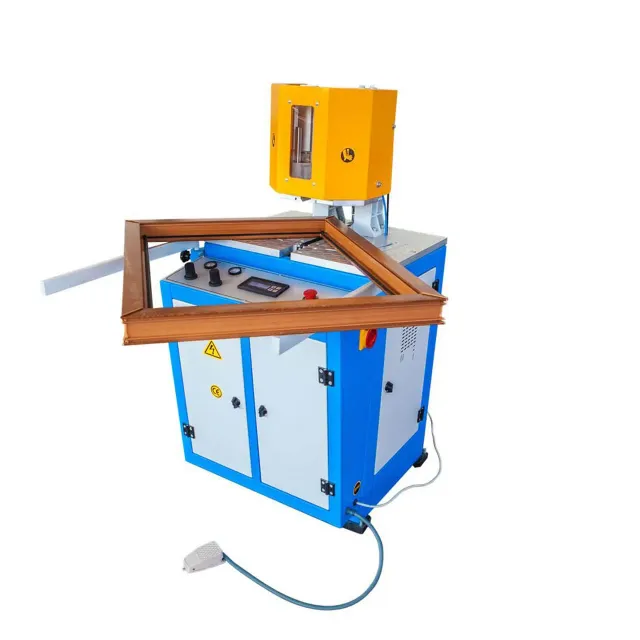 ROCA MSA-PRO – Mașină de sudat profile PVC automată, cu un cap, sudură 0,2 mm, seria PRO
