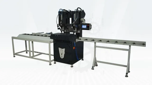 ROCA CS-520 – Mașină de înșurubat CNC